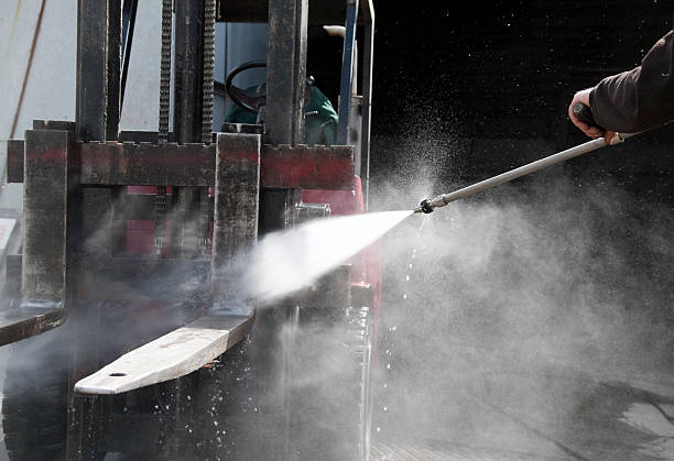 Best Roof Pressure Washing  in Sykesville, MD